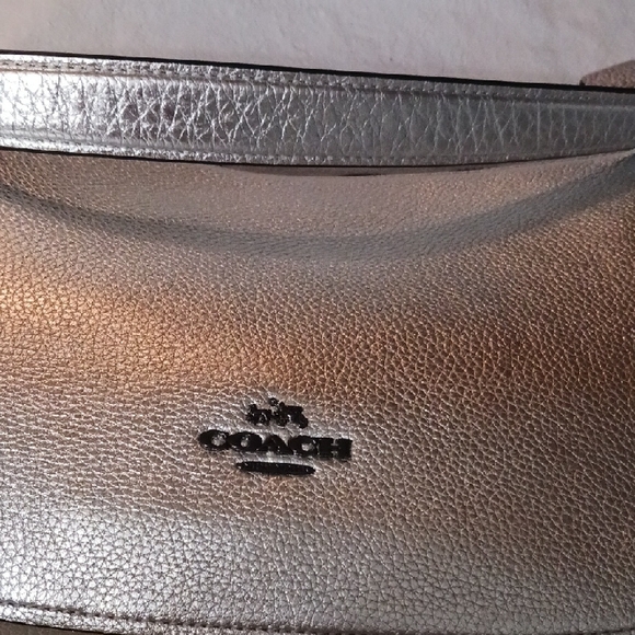 Coach - Picture 3 of 5